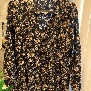 Floral top size 18